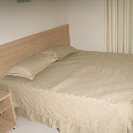 Apartamento Golden Dolphin Express Caldas Novas Exterior foto